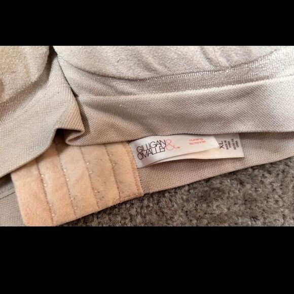 Gilligan & O'Malley Light Beige Wirefree Nursing Bra - Picture 2 of 9